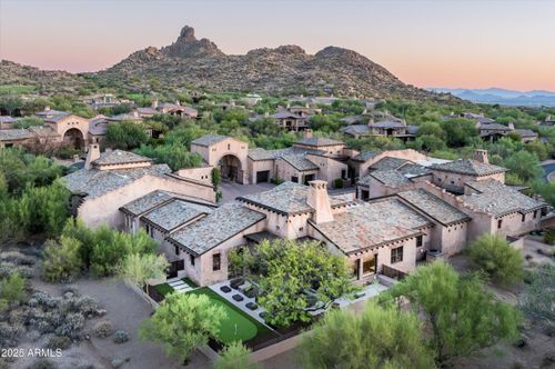 10060 E Blue Sky Dr, Scottsdale, AZ, 85262-8933 | Card Image