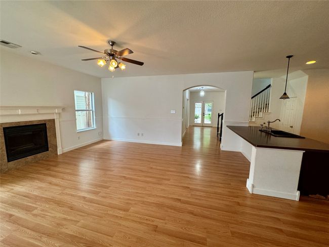 Living Room | Image 6