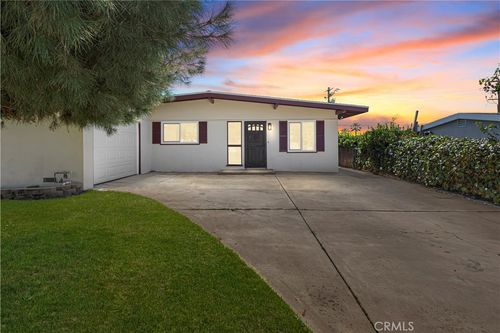 26919 Messina, Highland, CA, 92346 | Card Image