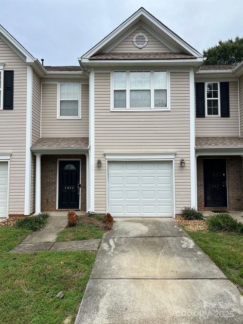 3958 Glenlea Commons Dr, Charlotte, NC, 28216-9513 | Card Image