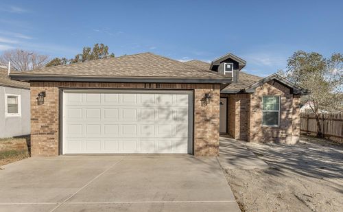 110 79th St, Lubbock, TX, 79404-6216 | Card Image
