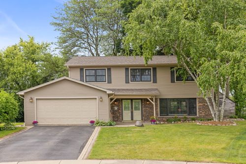 573 Surryse Rd, Lake Zurich, IL, 60047-2649 | Card Image