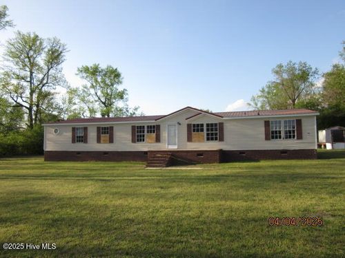 1127 N Nc 11 Hwy, Pink Hill, NC, 28572-7673 | Card Image