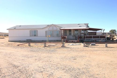 36724 Indian Wells Rd, Hinkley, CA, 92347-9623 | Card Image