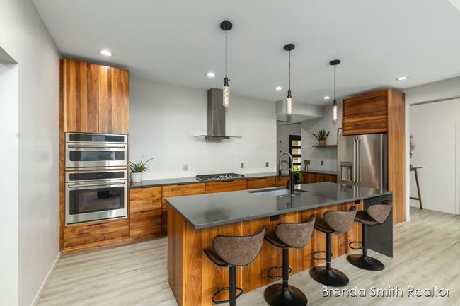 Kitchen | Image 9