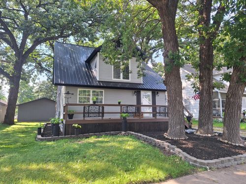 1203 N 6th St, Estherville, IA, 51334-1137 | Card Image