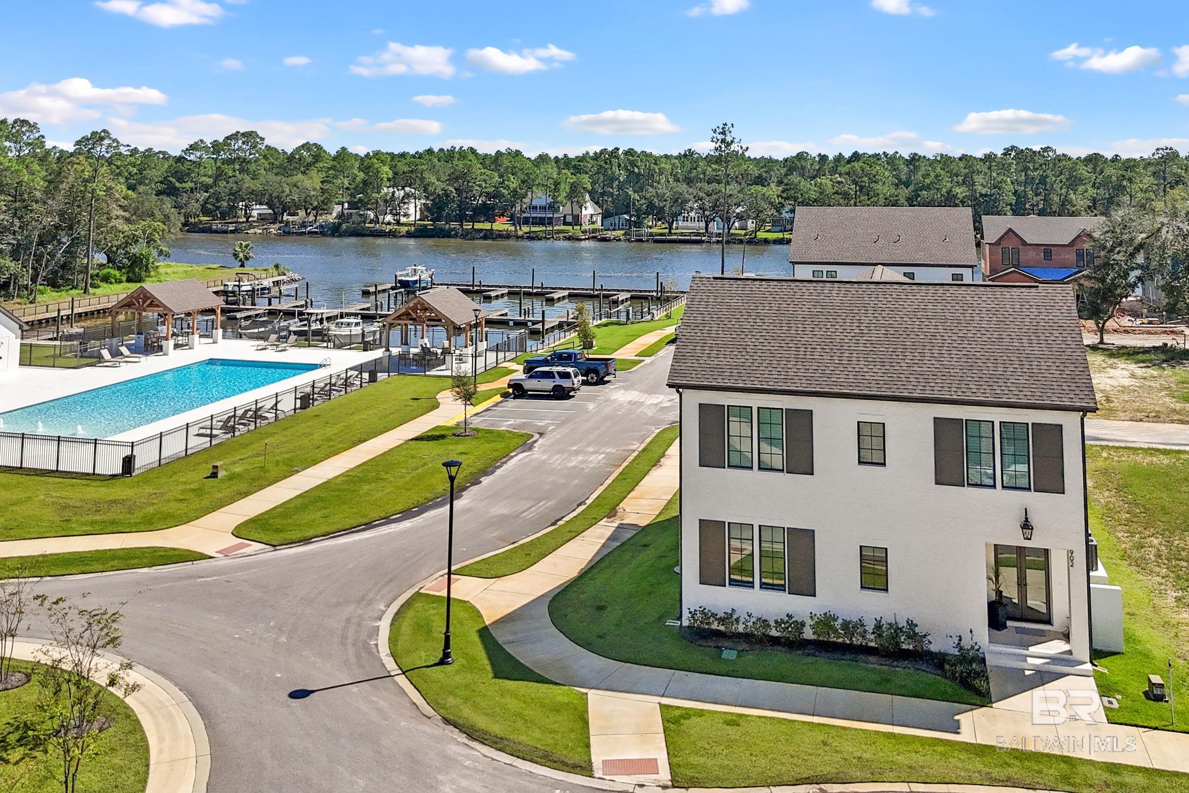 Inlet Cir, Gulf Shores, AL 36542