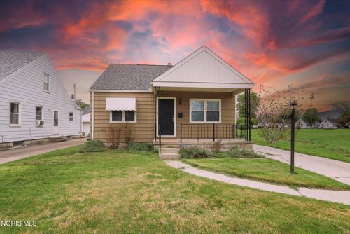 216 Summerdale Ave, Toledo, OH, 43605-1814 | Card Image