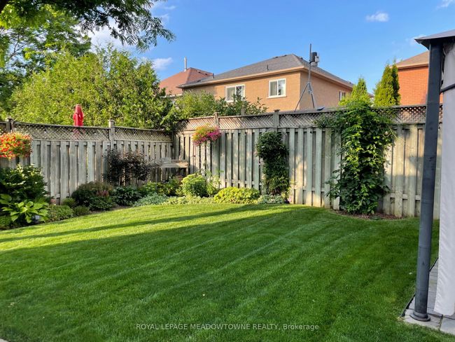 206 Eaton St, House other with 5 bedrooms, 4 bathrooms and 2 parking in Georgetown ON | Image 39