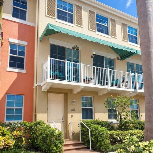 146 Moorings Dr, Lantana, FL, 33462-8018 | Card Image