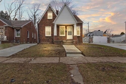 8131 Coyle St, Detroit, MI, 48228-5601 | Card Image