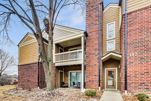 102-102 Glengarry Drive, Bloomingdale, IL, 60108 | Card Image