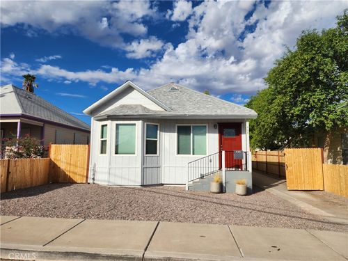 404 D St, Needles, CA, 92363 | Card Image