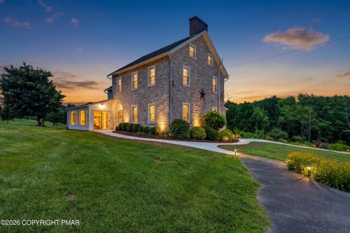 768 Orchard Rd, Mount Bethel, PA, 18343-5102 | Card Image