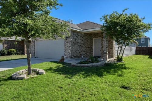2437 Ranger Pass, Seguin, TX, 78155-7522 | Card Image