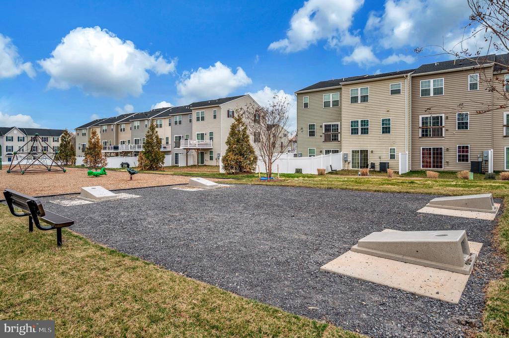 Residential in LOCUST GROVE 2