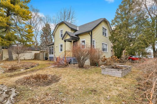 105 Queen Mary St, Ottawa, ON, K1K1X4 | Card Image