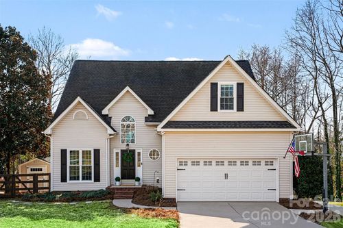 115 Rocky Trail Ct, Fort Mill, SC, 29715-6450 | Card Image