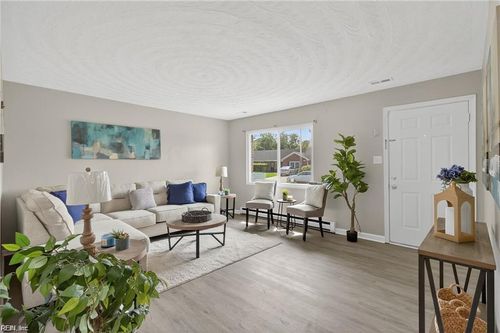 2916 Doris Ave, Chesapeake, VA, 23324-3907 | Card Image