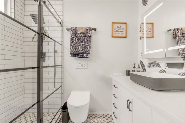 APT-5 - 534 E Hazel St, Townhouse with 2 bedrooms, 3 bathrooms and 2 parking in Inglewood CA | Image 19