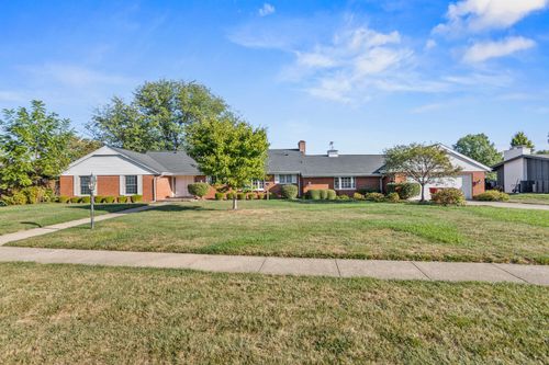 3204 Valleybrook Dr, Champaign, IL, 61822-6110 | Card Image