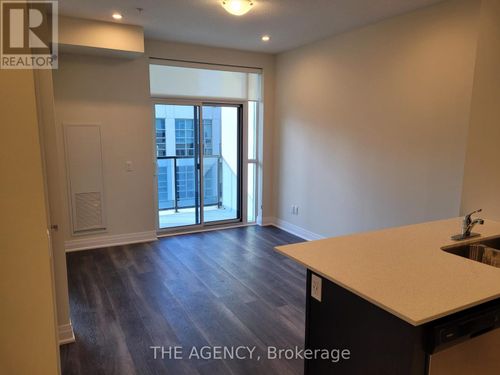 533-16 Concord Place, Grimsby (Grimsby Beach), ON, L3M0J1 | Card Image