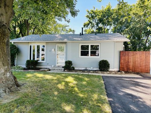 360 Catherine St, Aurora, IL, 60505-3108 | Card Image