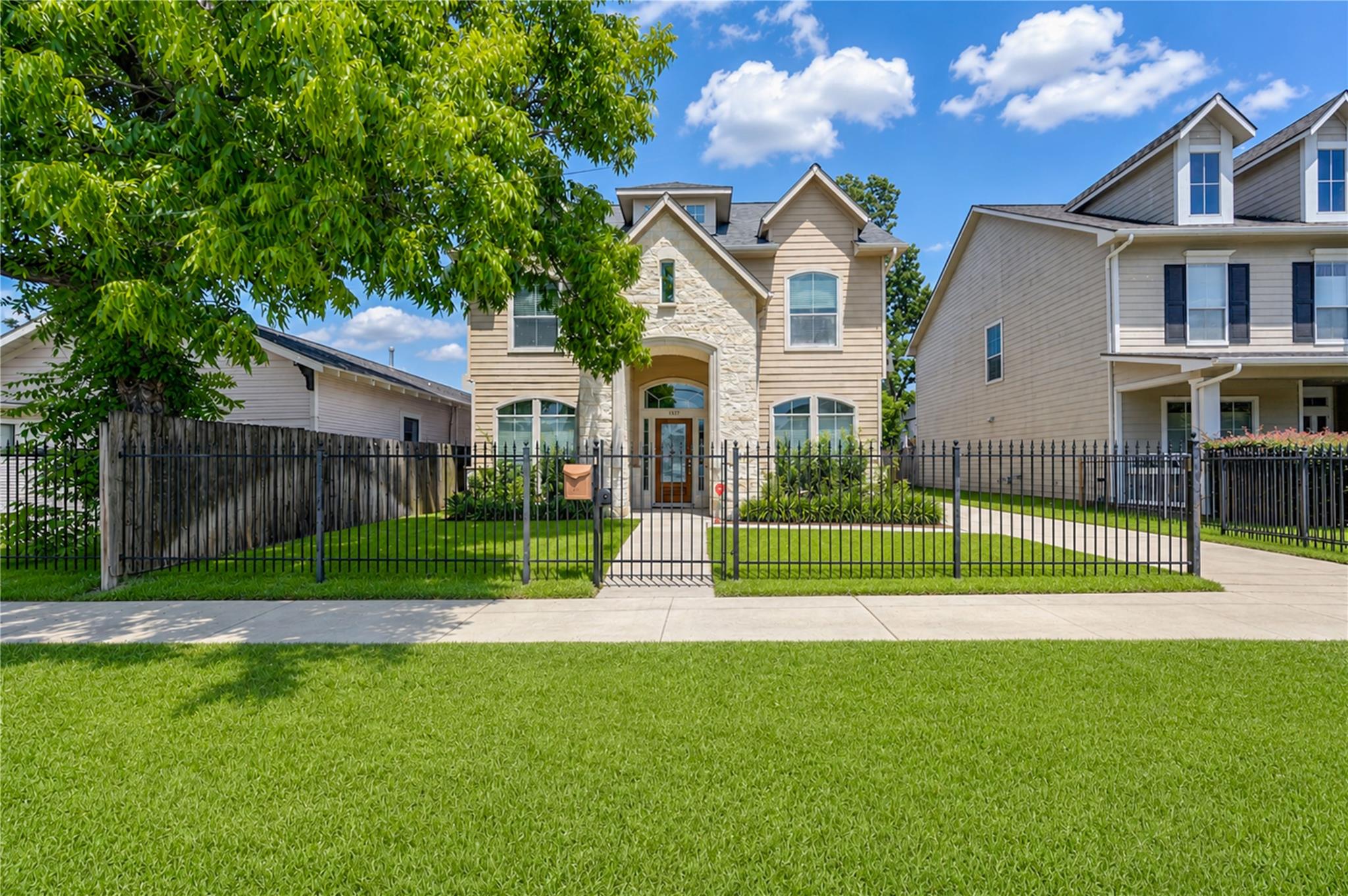 Residential Lease in Houston 2
