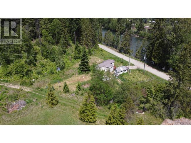 2467 Slocan Valley East Rd, Home with 0 bedrooms, 0 bathrooms and 5 parking in Slocan Park BC | Image 6