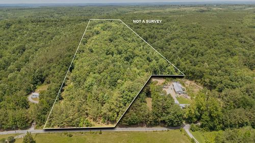 912 Simmons Branch Rd, Waynesboro, TN, 38485 | Card Image