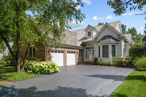 1745 W Newport Ct, Lake Forest, IL, 60045-2322 | Card Image