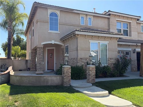 36582 Fontaine St, Winchester, CA, 92596-8807 | Card Image