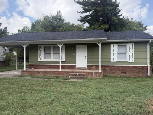 125 Boxwood Dr, Hopkinsville, KY, 42240-1835 | Card Image