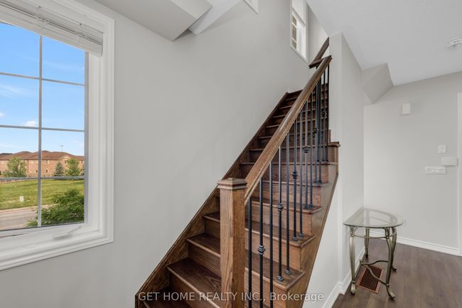 21 Rabbit Run Way, House attached with 3 bedrooms, 3 bathrooms and 1 parking in Brampton ON | Image 13