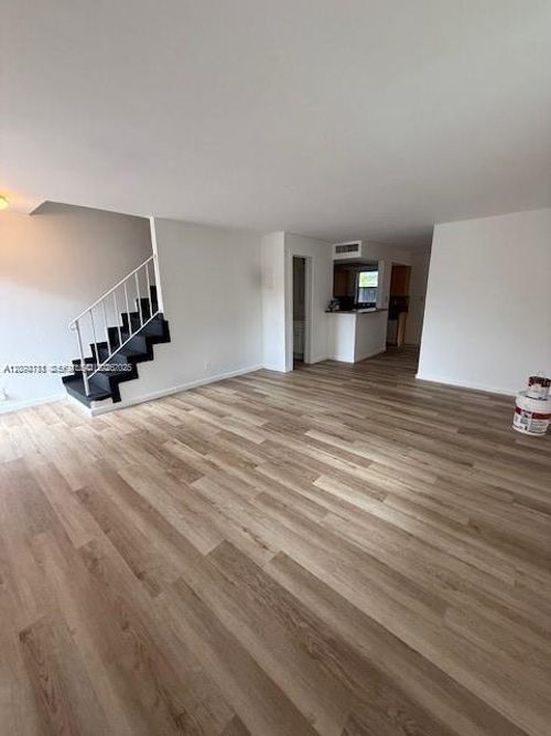 1-2010 Nw 59th Way, Lauderhill, FL, 33313-4050 | Card Image