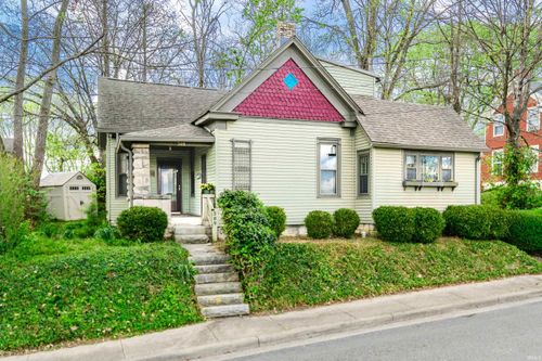 309 N Fairview St, Bloomington, IN, 47404-3621 | Card Image
