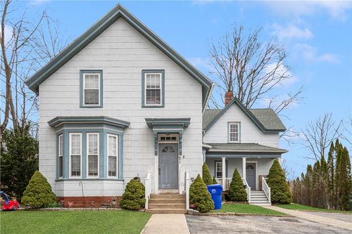 21 Woodside Avenue, West Warwick, RI, 02893 | Card Image