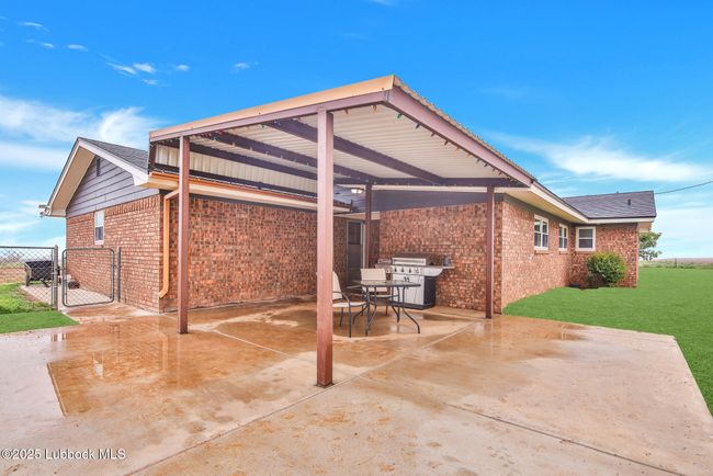 2050 County Road 115, House other with 3 bedrooms, 2 bathrooms and null parking in Sudan TX | Image 25