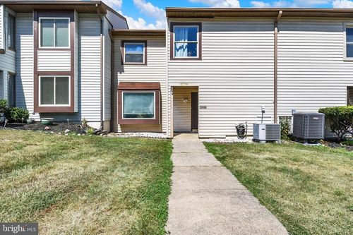 2622 Gateway Dr, HARRISBURG, PA, 17110-3508 | Card Image