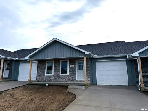 1109 Lawson St, Washington, IL, 61571-9007 | Card Image