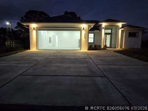 184 Avenida Del Centro, CLEWISTON, FL, 33440-7611 | Card Image