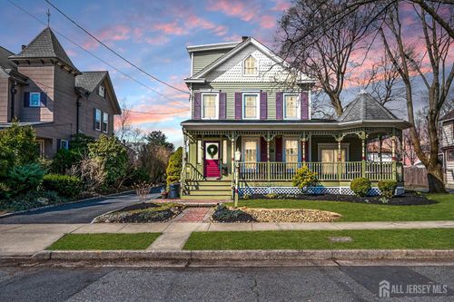 55 Home St, Metuchen, NJ, 08840-2408 | Card Image