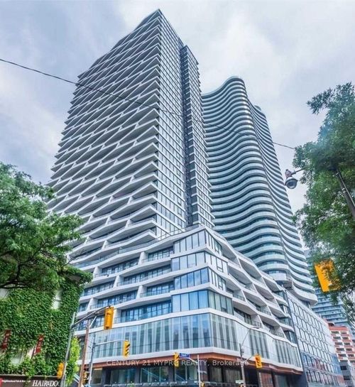 512-85 Wood St, Toronto, ON, M4Y0E8 | Card Image