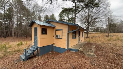 916 Murray Street, Burlington, NC, 27217 | Card Image