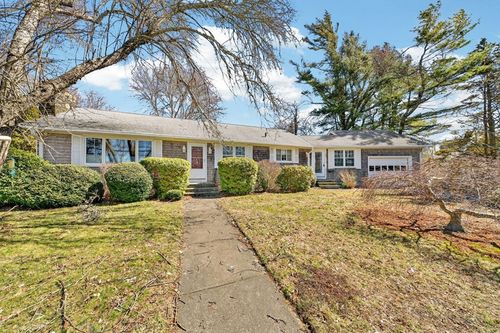 788 Dartmouth St, Dartmouth, MA, 02748 | Card Image