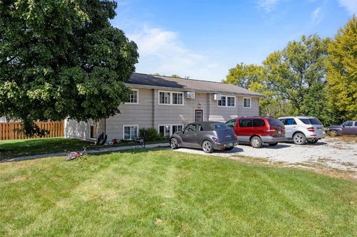 302 Maple Ln, Walker, IA, 52352 | Card Image