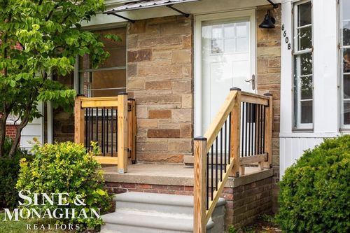 6608 Shenandoah Ave, Allen Park, MI, 48101-2444 | Card Image