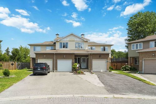 86 Scarlet Crt, Ottawa, ON, K1T3R6 | Card Image