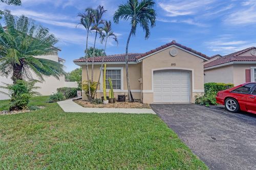895 Sw 180th Ter, Pembroke Pines, FL, 33029-4426 | Card Image