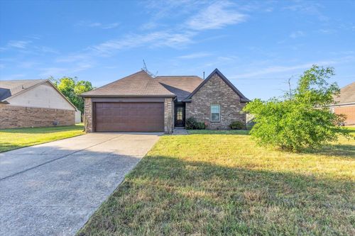 3960 Shae Pierce Dr, Southaven, MS, 38671 | Card Image